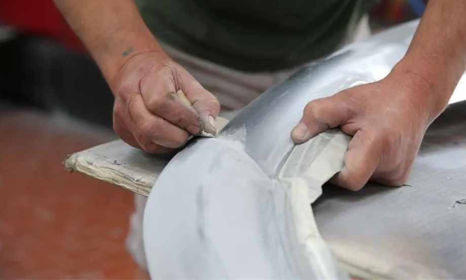 Riparazione carrozzeria auto presso Autocarrozzeria Vesentini a Verona